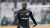 Arsenal dan Liverpool Berebut Bek Muda Frankfurt