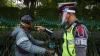 Polisi Awasi Pintu Masuk Perbatasan Jawa Tengah-Yogyakarta - Bagian 2