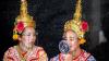 Thailand Longgarkan Lockdown, Penari Tampil dengan Pelindung Wajah - Bagian 3