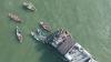 Lantamal V Kerahkan KRI Gulamah-869 Bagikan Sembako di Selat Madura - Bagian 3
