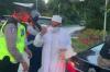 Langgar PSBB, Habib Umar Assegaf Bangil Adu Fisik dengan Petugas di Surabaya