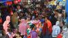 Belanja Kebutuhan Lebaran, Warga Padati Pasar Tradisional Tertua di Pontianak - Bagian 2