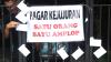Warga Sidoarjo Ini Pakai Cara Unik Berbagi Amplop Lebaran - Bagian 5