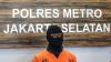 Konsumsi Ganja, Aktor Dwi Sasono Ditangkap Polisi - Bagian 1