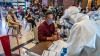 Mal Dibuka, Pengunjung Ikuti Rapid Test dan Swab Covid-19 - Bagian 2
