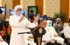 Gubernur Khofifah Minta PNS Ikut Aktif Tangkal Hoaks tentang Omnibus Law