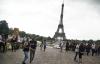 Menara Eiffel Dibuka Setelah Tutup 2 Bulan, Pengunjung Naik Lewat Tangga
