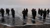 Momen Upacara Pembaretan Prajurit Korps Marinir di Pantai Baruna Kondang Iwak - Bagian 3