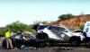 Asyik Nonton Film di HP, Pengemudi Tesla Model S Tabrak Mobil Polisi