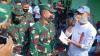 Pangdam Jaya Serahkan Ganti Rugi untuk Warga Terdampak Perusakan oleh Oknum TNI - Bagian 2