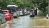 Banjir akibat Luapan Sungai di Katingan Kalteng Nyaris Memutus Akses Jalan