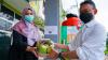 Beri Semangat Pasien Covid-19, Wali Kota Pontianak Bawakan Buah-Buahan ke Lokasi Isolasi