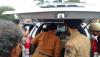 Heboh Mobil Goyang di Masjid, Pasangan Mesum Kabur saat Digerebek Warga