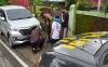 Duh! Hendak Berlibur, Kendaraan asal Jakarta Malah Ditarik Mobil Polisi di Purbalingga
