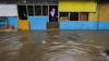 Hujan Deras, Kawasan Jatiuwung Tangerang Banjir 1 Meter - Bagian 2