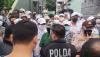 Di Petamburan 15 Menit, Polda Metro Sampaikan Surat Pemanggilan ke Habib Rizieq