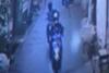 Video Rekaman CCTV Pelaku Curanmor di Cengkareng Beraksi saat Hujan Deras