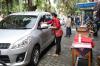 Pandemi Covid, SMP di Semarang Ini Bagikan Rapor Siswa dengan Drive Thru