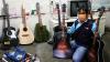 Perajin Gitar Rumahan di Dumai, Sehari Produksi 10 Buah - Bagian 1