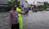 Video Jalur Pantura dan Pemukiman Warga di Semarang Terendam Banjir
