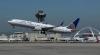 Waduh, Roda Pesawat Boeing 777 Tujuan Jepang Lepas saat Lepas Landas