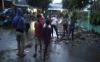 Handphone Dirampas, Warga Blokir Jalan Desak Polisi Tangkap Pelaku