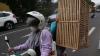 Berbentuk Unik, Sangkar Burung dan Ayam Tradisional Diminati Masyarakat Perkotaan - Bagian 4