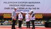 Gubernur Khofifah bersama 3 Menteri Lepas Ekspor Komoditas Pertanian ke-27 Negara 