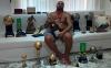 Adriano Jual Rumah Gedongan, Kini Sewa Hotel Rp200 Juta Sebulan Ditemani Trofi