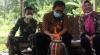 Sumur Keluarkan Air Bercampur Gas di Karanganyar, Warga Manfaatkan untuk Terapi   