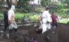 Jenazah Covid-19 di Ponorogo Tertukar, Petugas Langsung Bongkar Makam