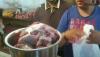 Video Pedagang Keluhkan Banjirnya Pasokan Daging Sapi Beku