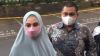 Bersama Suami Kartika Putri Sambangi Polda Metro Jaya, Ada Apa?