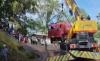 Detik-Detik Evakuasi Truk Minyak Terguling di Padang