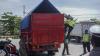 Pengetatan Jalur Pantura, Polisi Periksa Mobil Pribadi hingga Truk - Bagian 2