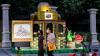 Miniatur Masjid dari Botol Plastik Hiasi Trotoar Jalan Sudirman - Bagian 1