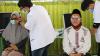 Potret Santri Periksa Mata dan Pakai Kacamata Gratis dari MNC Peduli - Bagian 3