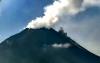 Gunung Merapi Luncurkan Awan Panas guguran sejauh 1,6 Kilometer