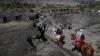 Geger, Wisatawan Dipalak Rp50.000 saat Ambil Video Berkuda di Gunung Bromo 