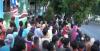 Video Warga Berdesak desakan Untuk Mendapatkan Jatah Vaksin Gratis di Tuban