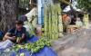  Penjualan Kulit Ketupat Sepi Imbas Pemberlakuan PPKM Darurat - Bagian 1