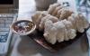 5 Cara Membuat Cireng yang Renyah, Lebih Lezat Pakai Kuah Pedas
