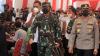 Panglima TNI Tinjau Serbuan Vaksinasi Massal di Manado
