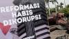 Penampakan Gurita Raksasa di Depan Gedung DPR - Bagian 4