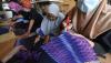 Latihan Membuat Tas Berbahan Kain Tenun Ikat Khas Kediri - Bagian 1