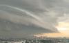 Viral Awan Tsunami di Langit Jakarta Jumat Sore, Begini Penjelasan BMKG