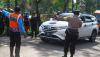 Cegah Wisatawan Masuk, Polisi Sekat Jalan Menuju Lokasi Bencana Gunung Semeru