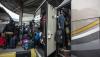 Suasana Terminal Pulo Gebang Ramai Penumpang Mudik Natal dan Tahun Baru - Bagian 2