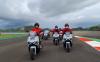 Gubernur Khofifah Naik Motor Jajal Sirkuit Mandalika, Netizen: Matik Versi Ibu Mantap