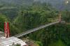 Jadi Obyek Wisata, Ini Penampakan Jembatan Gantung Girpasang yang Baru Diresmikan  